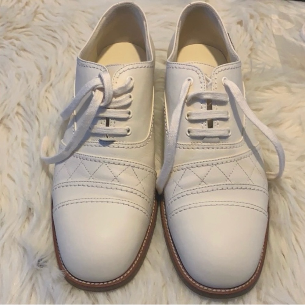New never worn 100% authentic